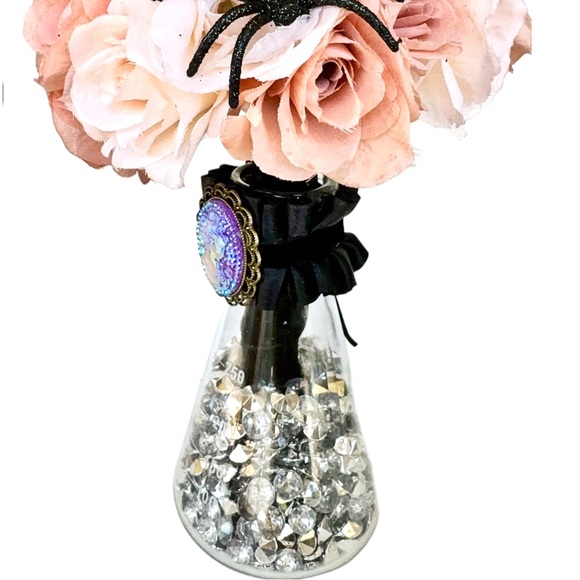 Iridescent Cameo Adorned Science Beaker Dark Ruffles Vase w/ Filler - Picture 13 of 13